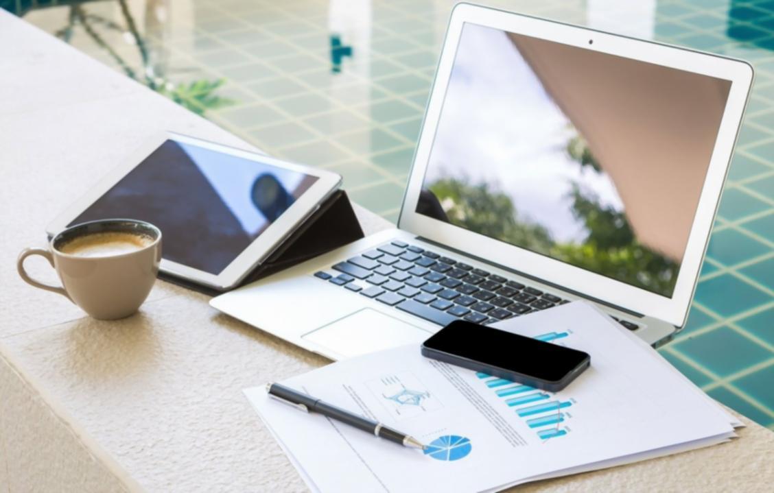 Professional financial discussion environment showcasing collaborative communication